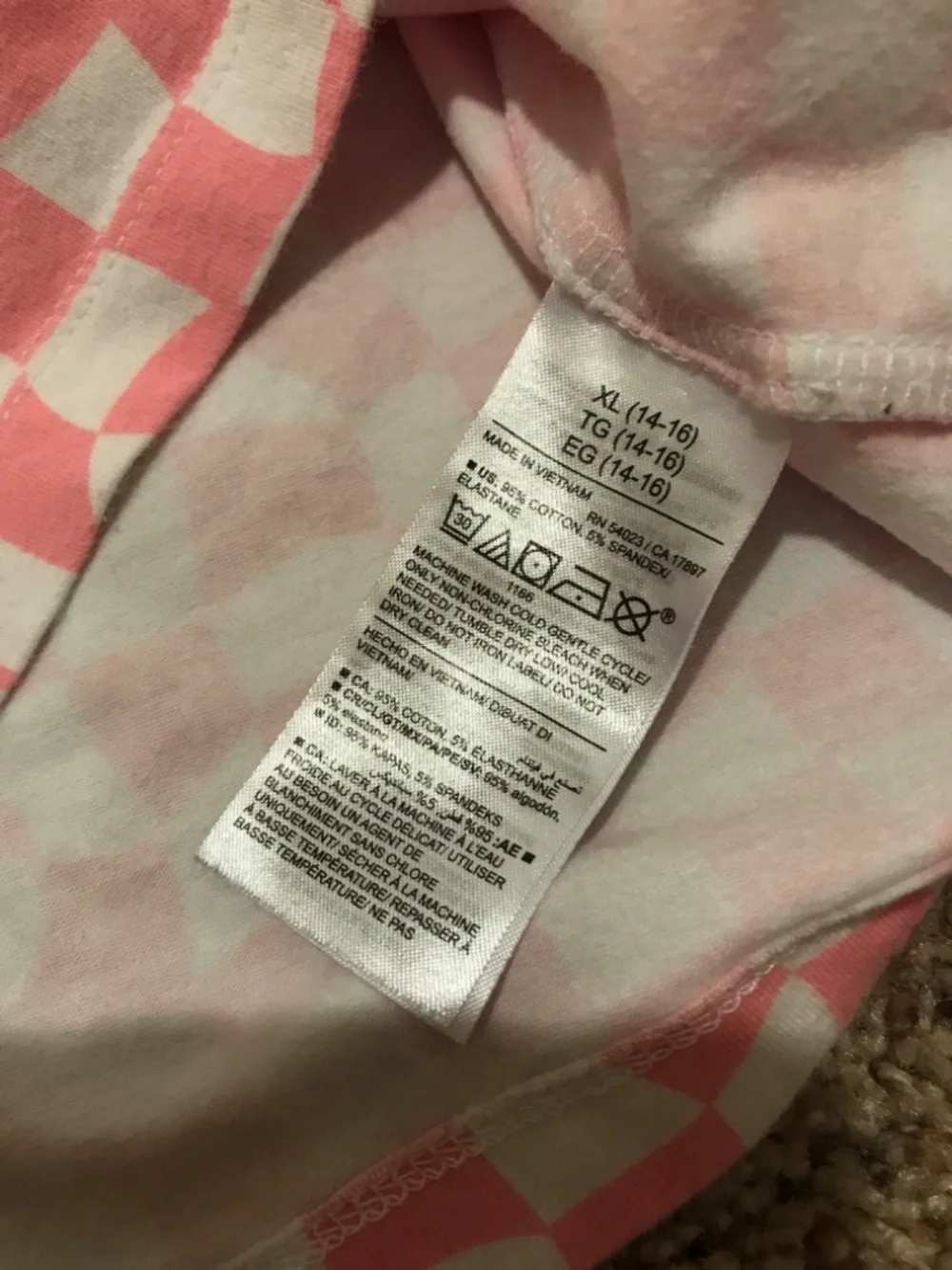 Old Navy 15” armpit